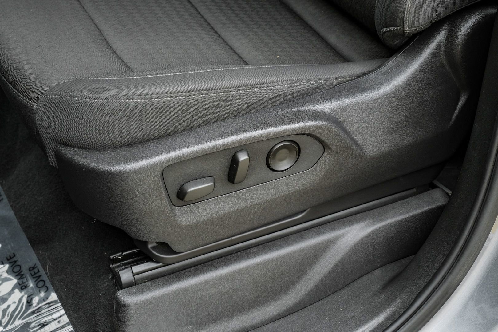 Used 2024 GMC Sierra 1500 SLE RWD image 36