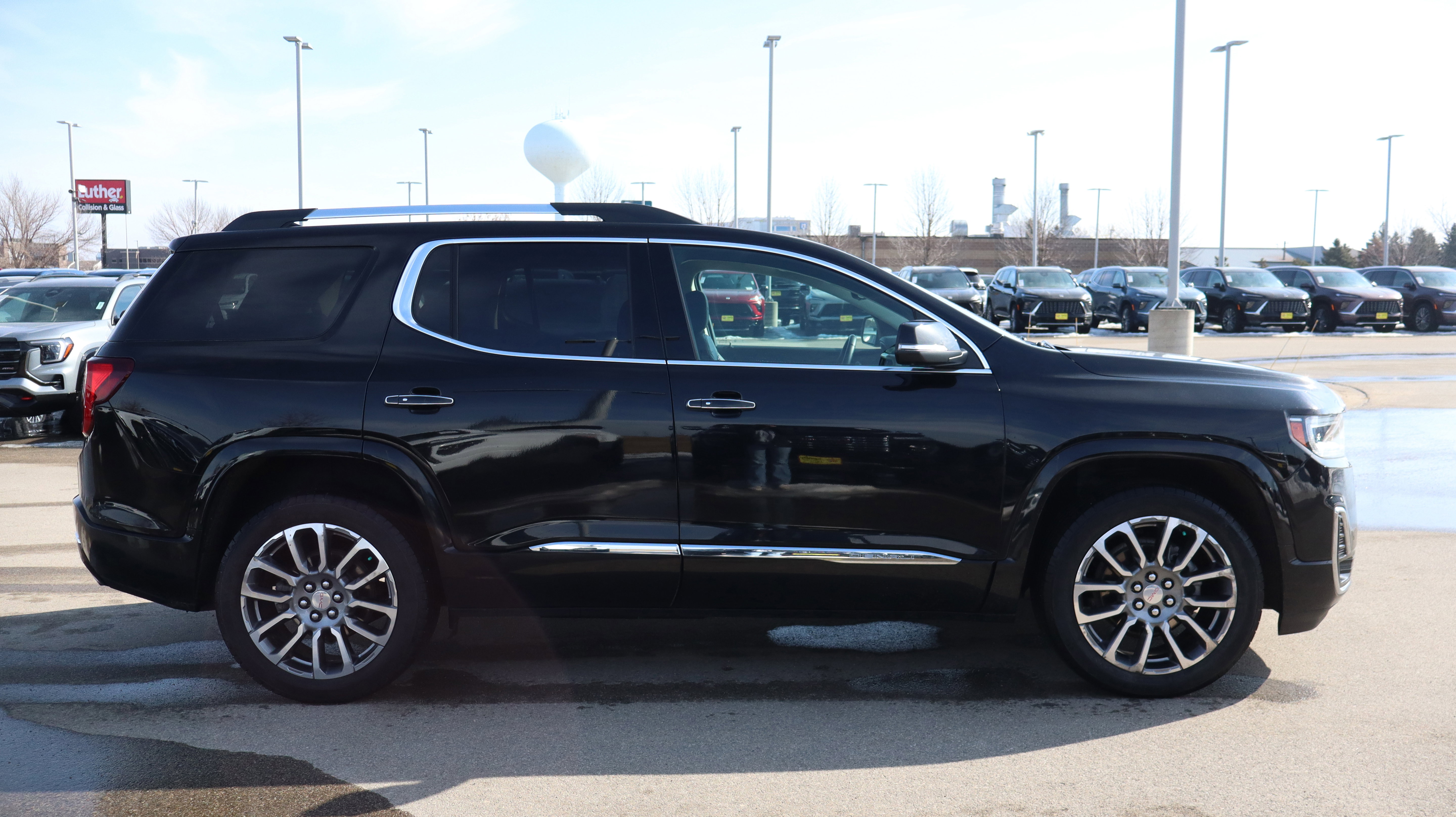 Certified 2023 GMC Acadia Denali w/ Denali Ultimate Package image 8