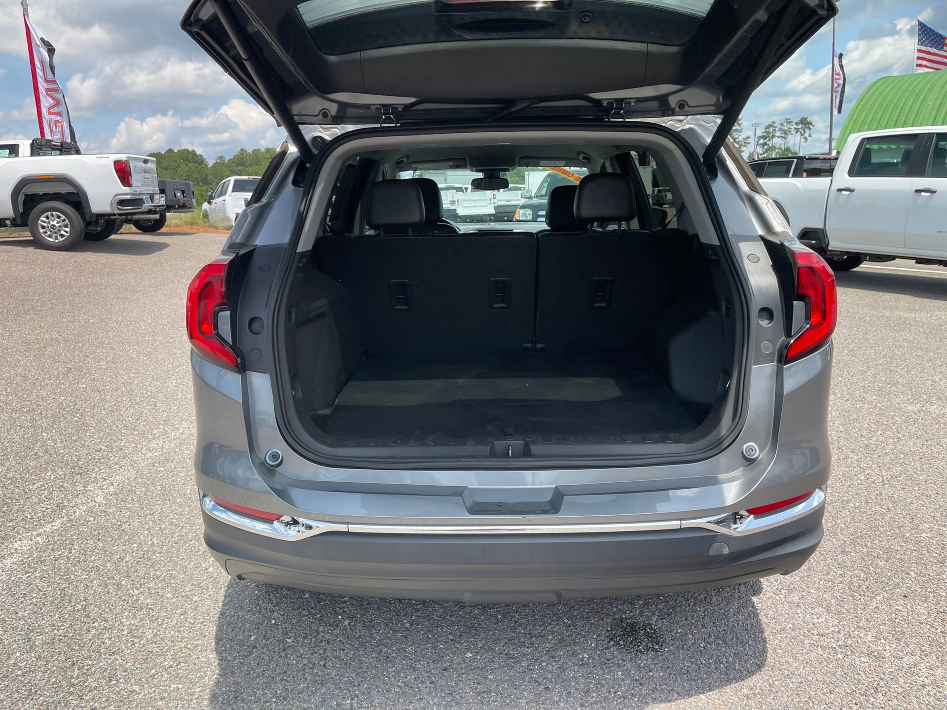 Used 2021 GMC Terrain SLT FWD image 22