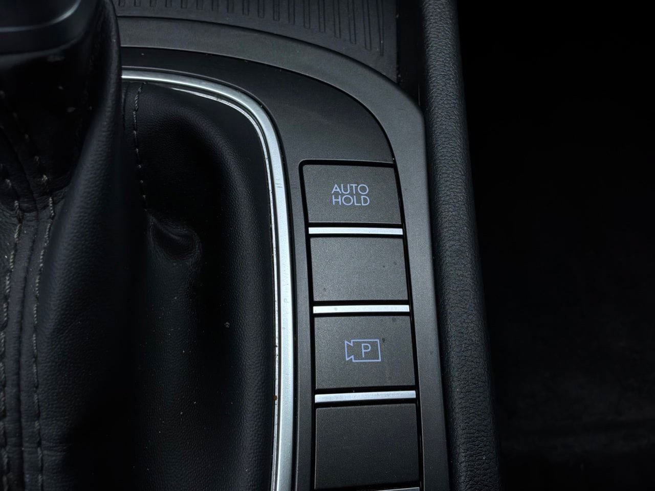 Used 2025 Hyundai Kona SEL FWD image 25