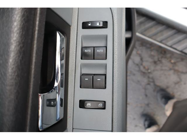 Used 2013 Ford F150 XLT w/ Luxury Equipment Group image 10