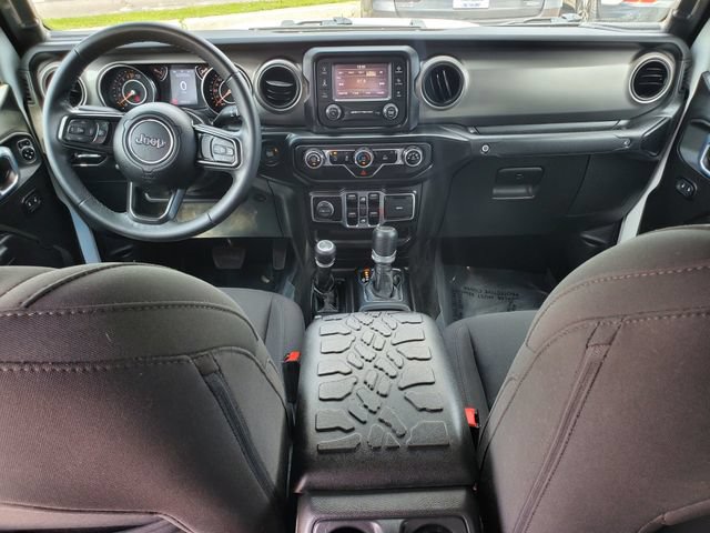 Used 2021 Jeep Gladiator Sport AWD/4WD image 5