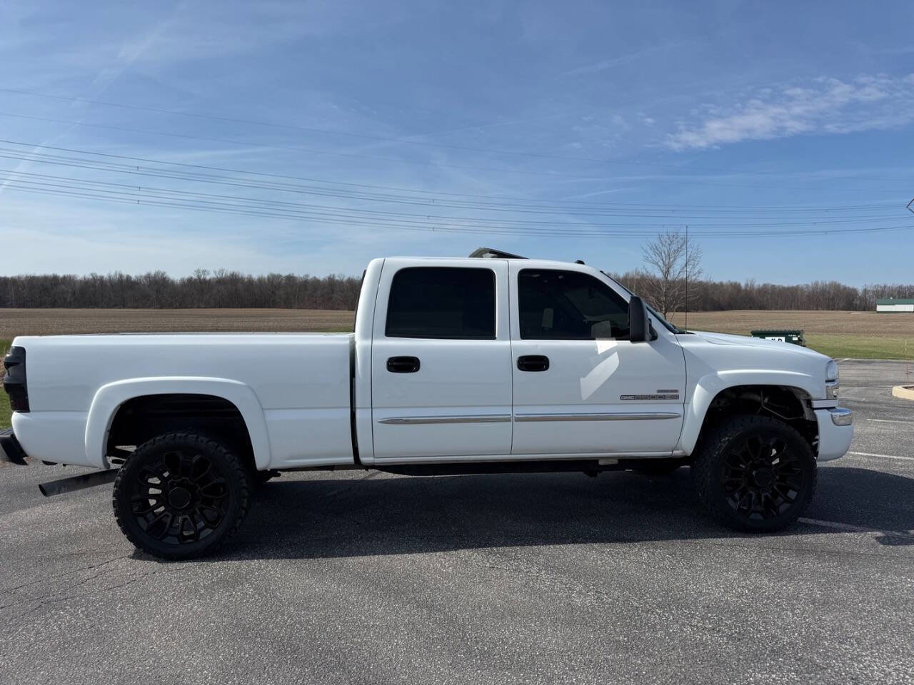 Used 2005 GMC Sierra 2500 SLT w/ Heavy-Duty Power Package AWD/4WD image 4