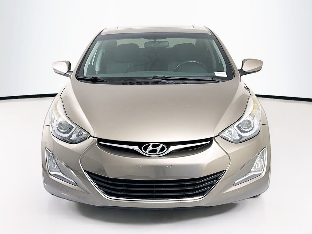 Used 2015 Hyundai Elantra SE w/ Option Group 03 FWD image 2