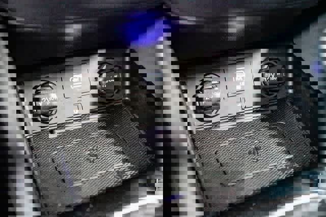 Used 2020 Hyundai Ioniq SEL image 21