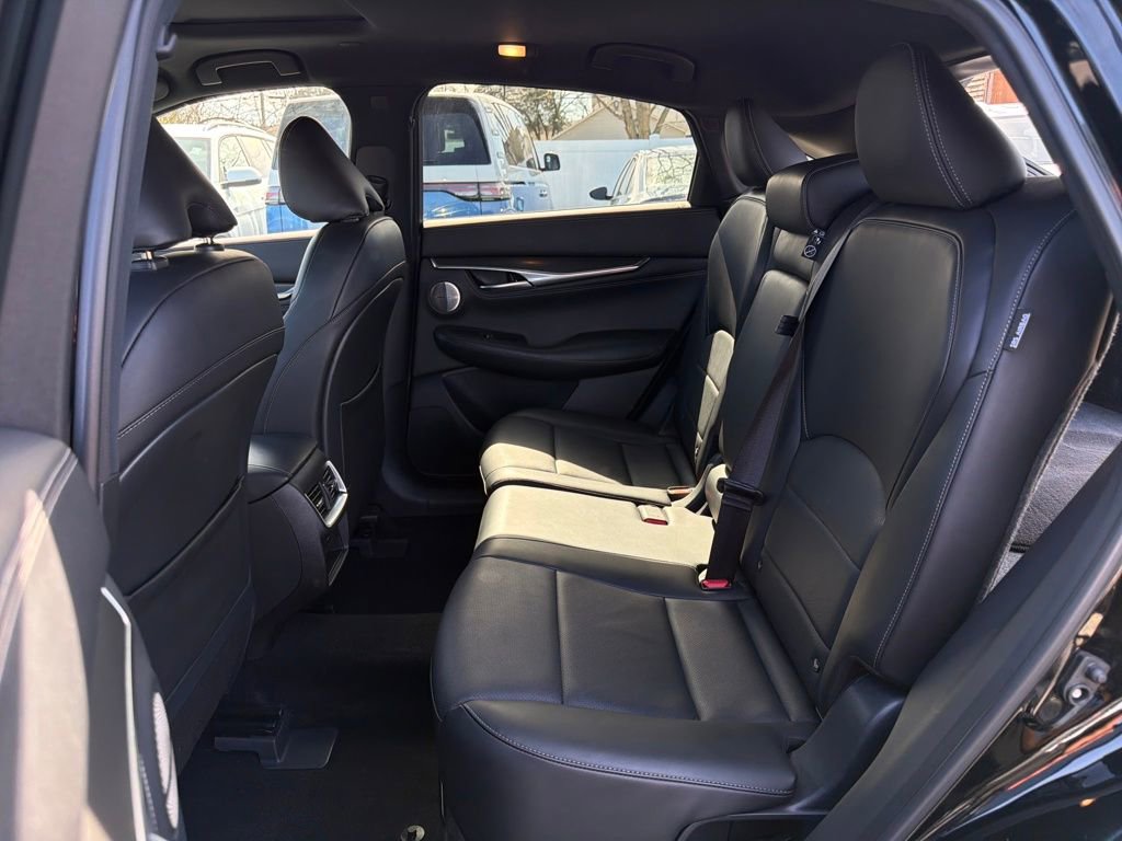 Used 2025 INFINITI QX55 Essential image 29
