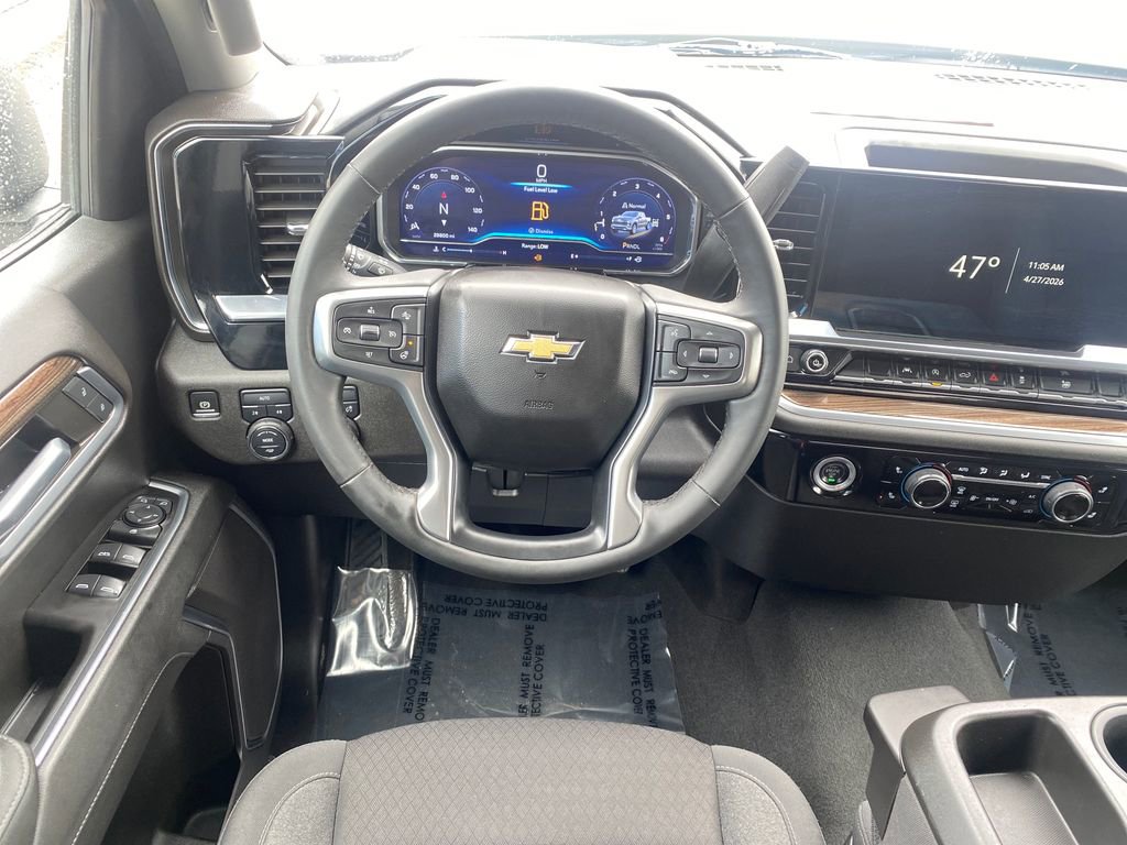 Used 2024 Chevrolet Silverado 1500 LT AWD/4WD image 13