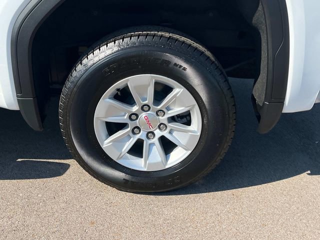 New 2025 GMC Sierra 1500 SLE w/ Preferred Package image 13
