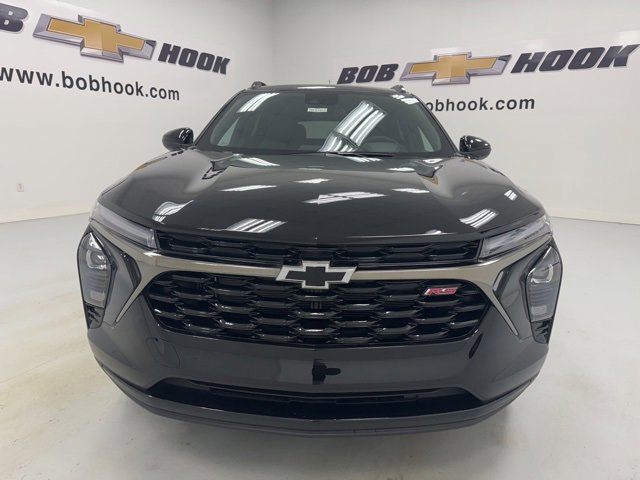 New 2026 Chevrolet Trax RS image 2