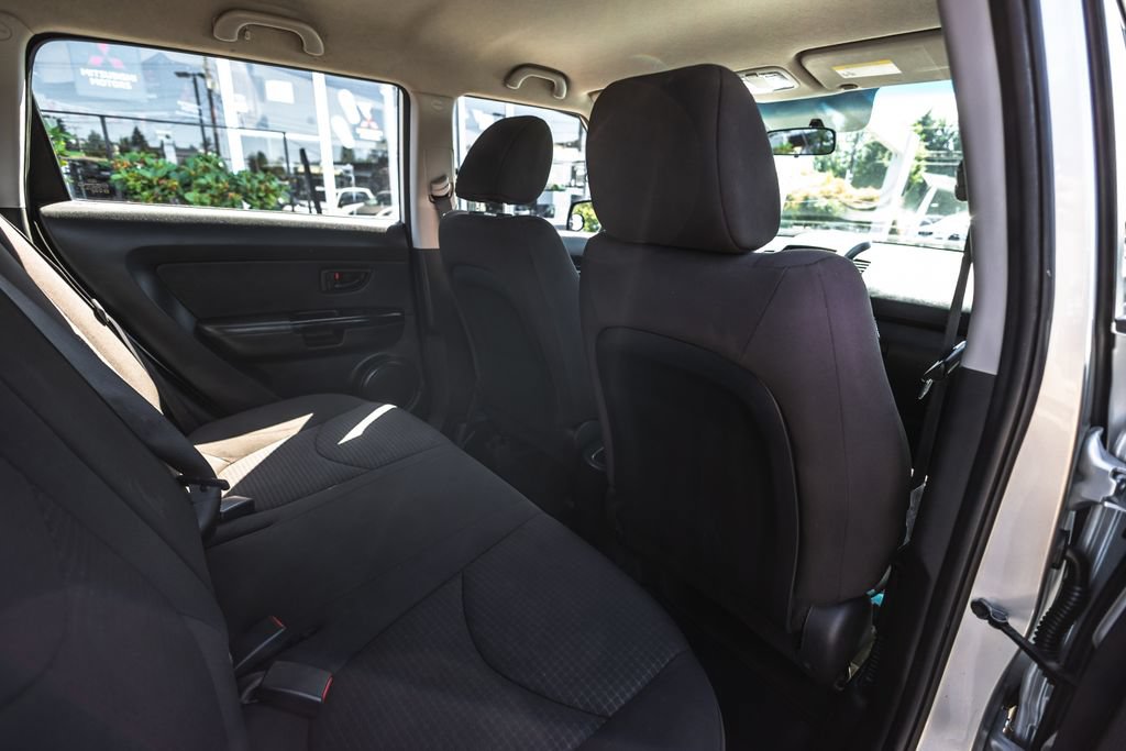 Used 2012 Kia Soul FWD image 20