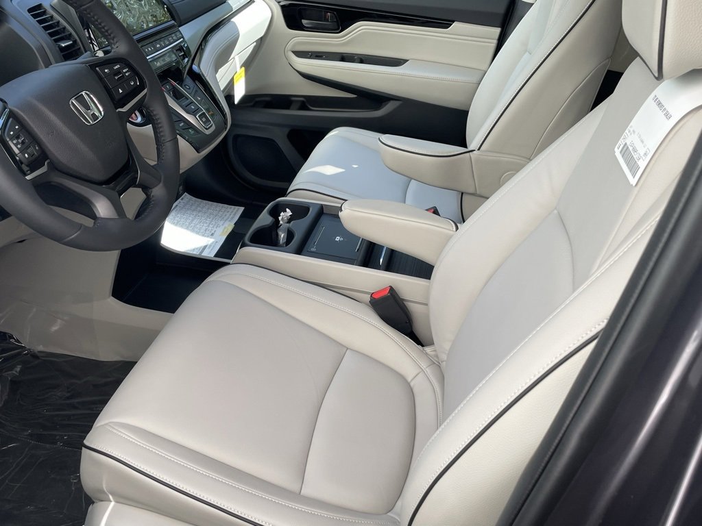 New 2026 Honda Odyssey Touring image 16