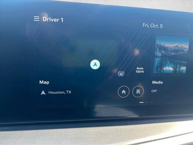 Used 2024 Kia Sorento S w/ Panoramic Sunroof Package FWD image 13