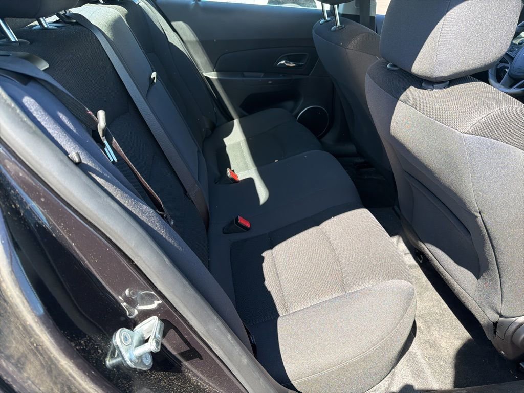 Used 2016 Chevrolet Cruze LT w/ Sun And Sound Package FWD image 23