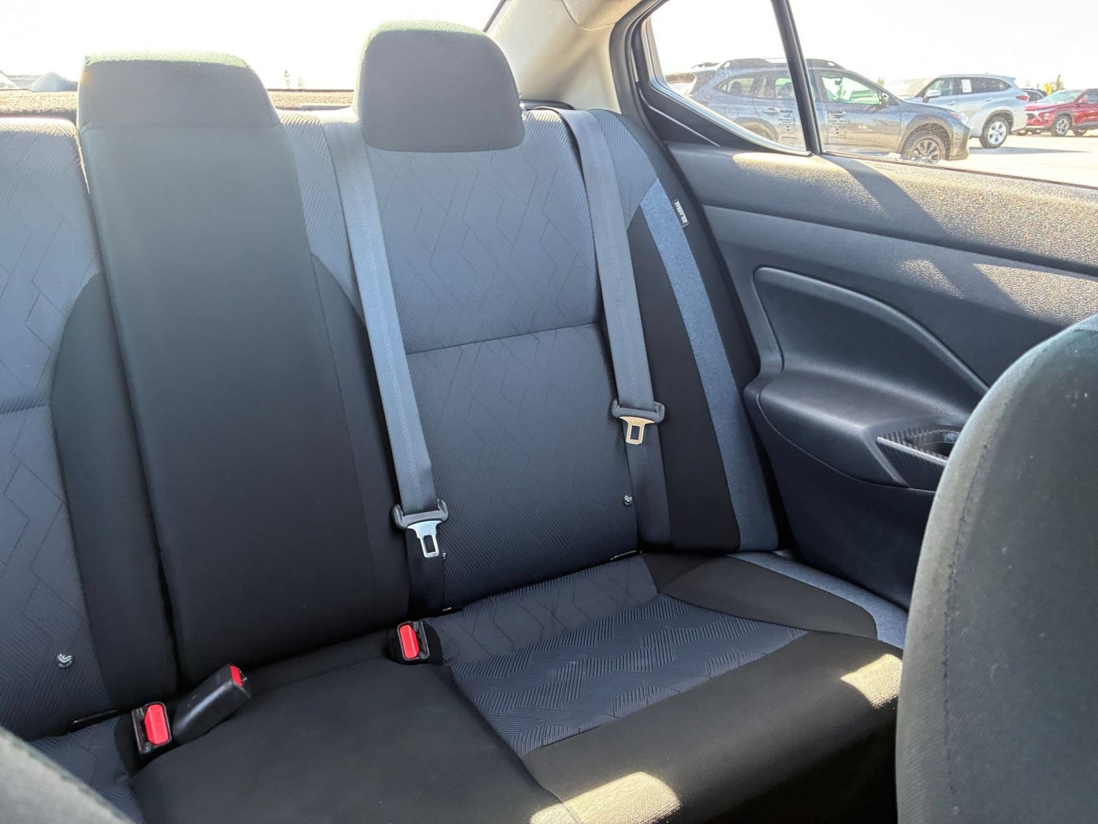 Used 2025 Nissan Versa SV FWD image 34