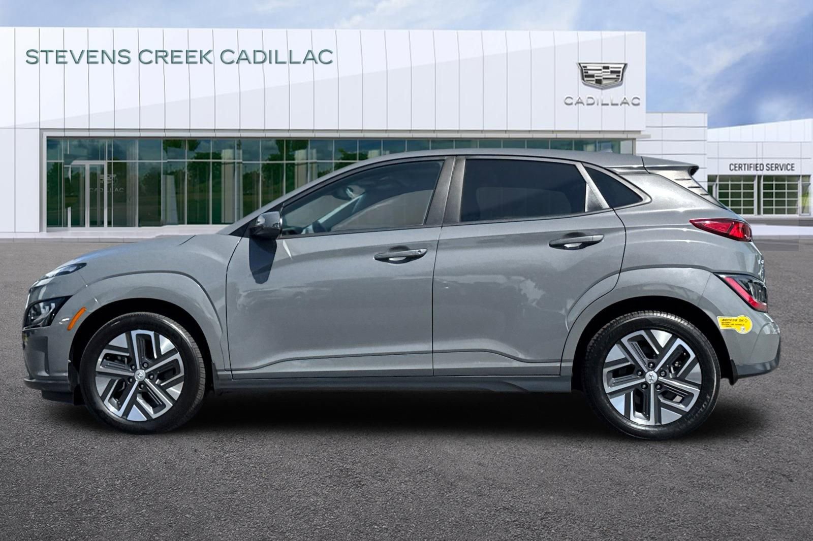 Used 2022 Hyundai Kona Limited image 6
