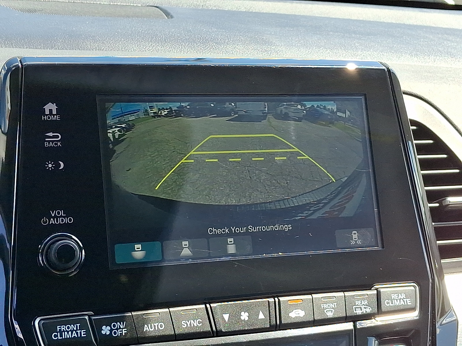 Used 2018 Honda Odyssey EX image 17