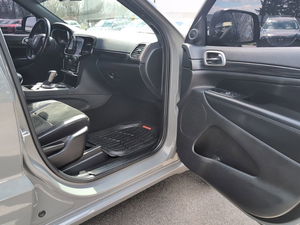 Used 2020 Jeep Grand Cherokee Altitude image 7