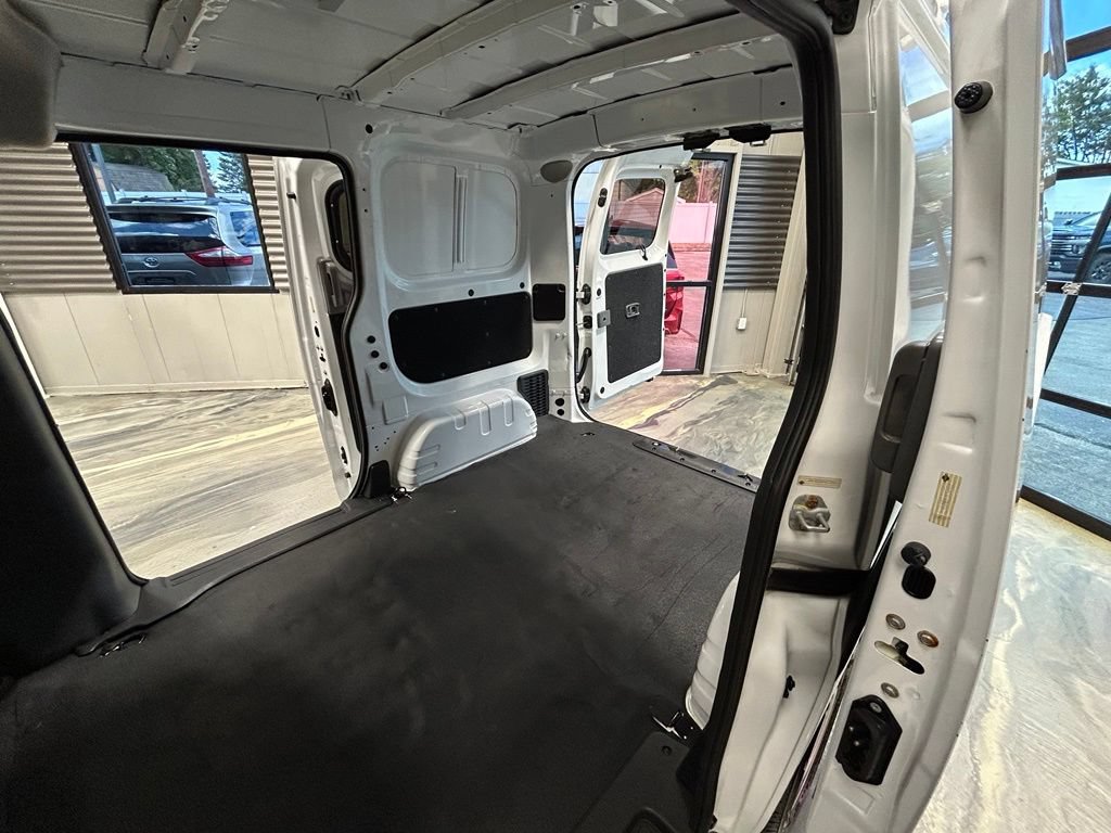 Used 2015 Nissan NV200 SV w/ Back Door Glass Package FWD image 39