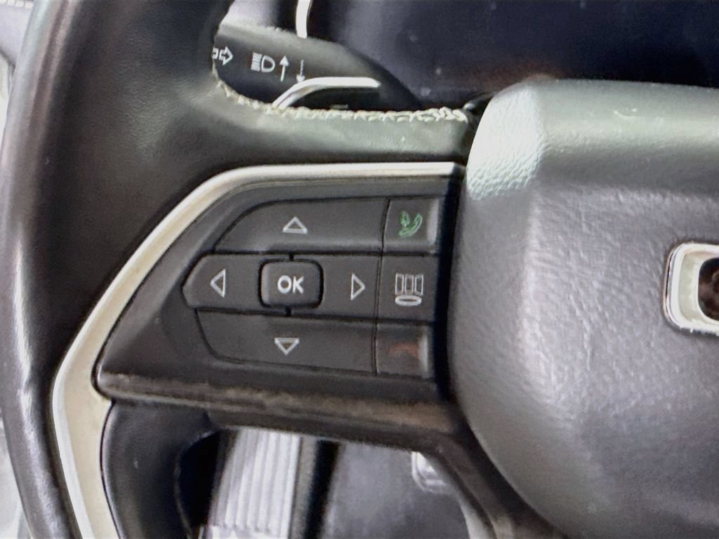 Used 2021 Jeep Grand Cherokee L Limited AWD/4WD image 22