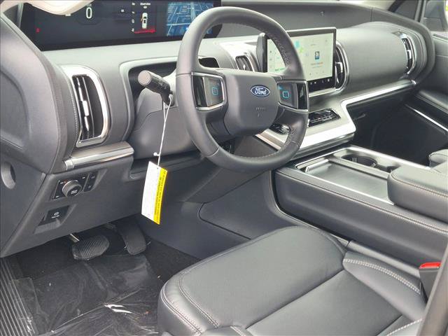 New 2026 Ford Expedition Platinum w/ Driver's Package AWD/4WD video 3