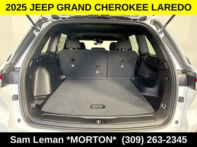New 2025 Jeep Grand Cherokee Laredo image 24