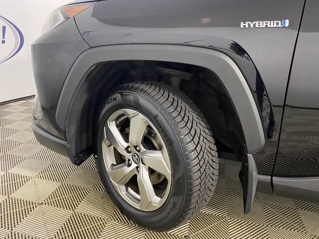 Certified 2020 Toyota RAV4 Limited w/ Limited Grade Weather Package AWD/4WD image 23