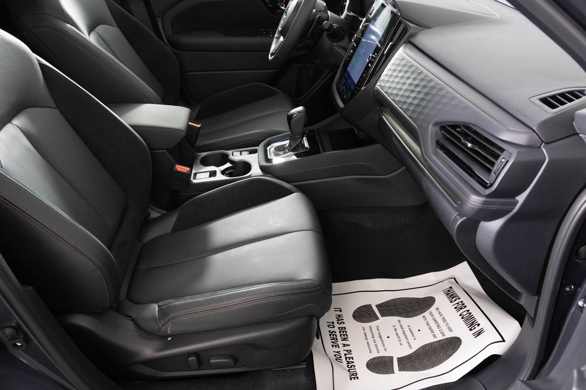 Used 2025 Subaru Forester Touring image 39