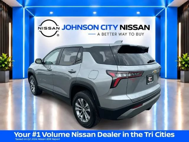 Used 2025 Chevrolet Equinox LT FWD image 6