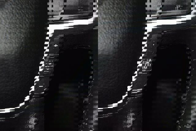 Used 2024 RAM 5500 SLT w/ Quick Order Package 2YG SLT image 37