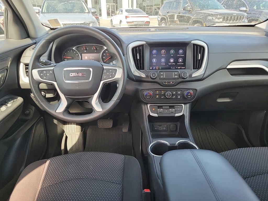 Used 2023 GMC Terrain SLE w/ Driver Convenience Package FWD image 10