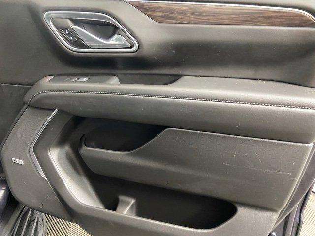 Used 2024 Chevrolet Suburban LT image 11