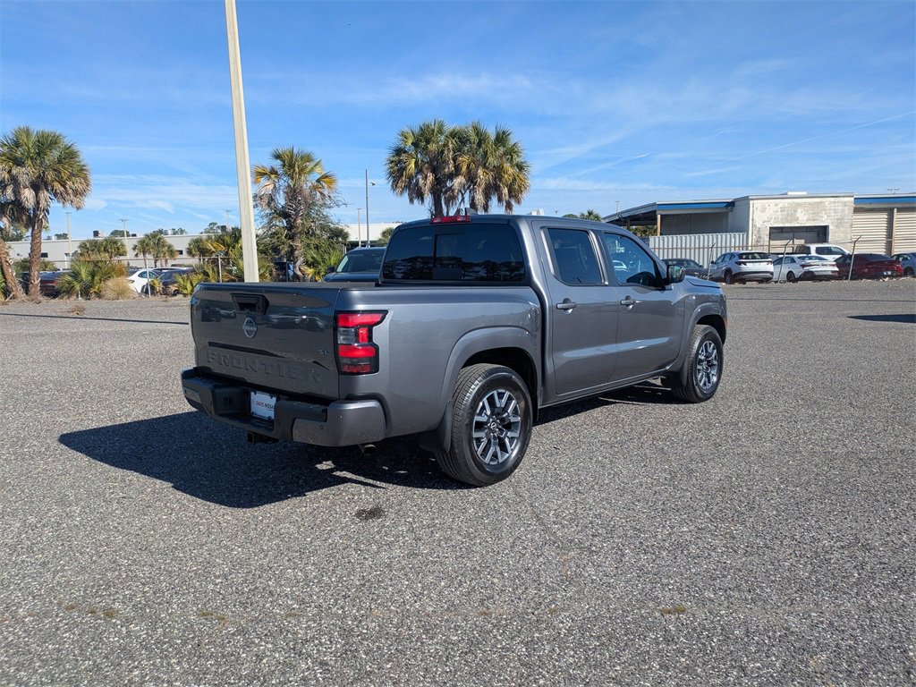 Used 2024 Nissan Frontier SL w/ Technology Package image 3