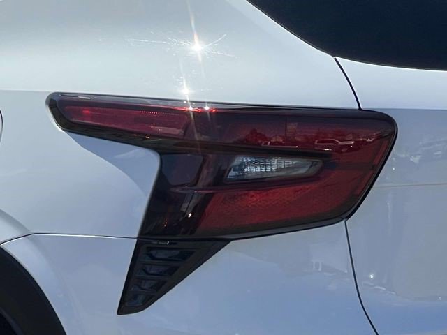 Certified 2024 Chevrolet Trax RS w/ Sunroof Package image 8