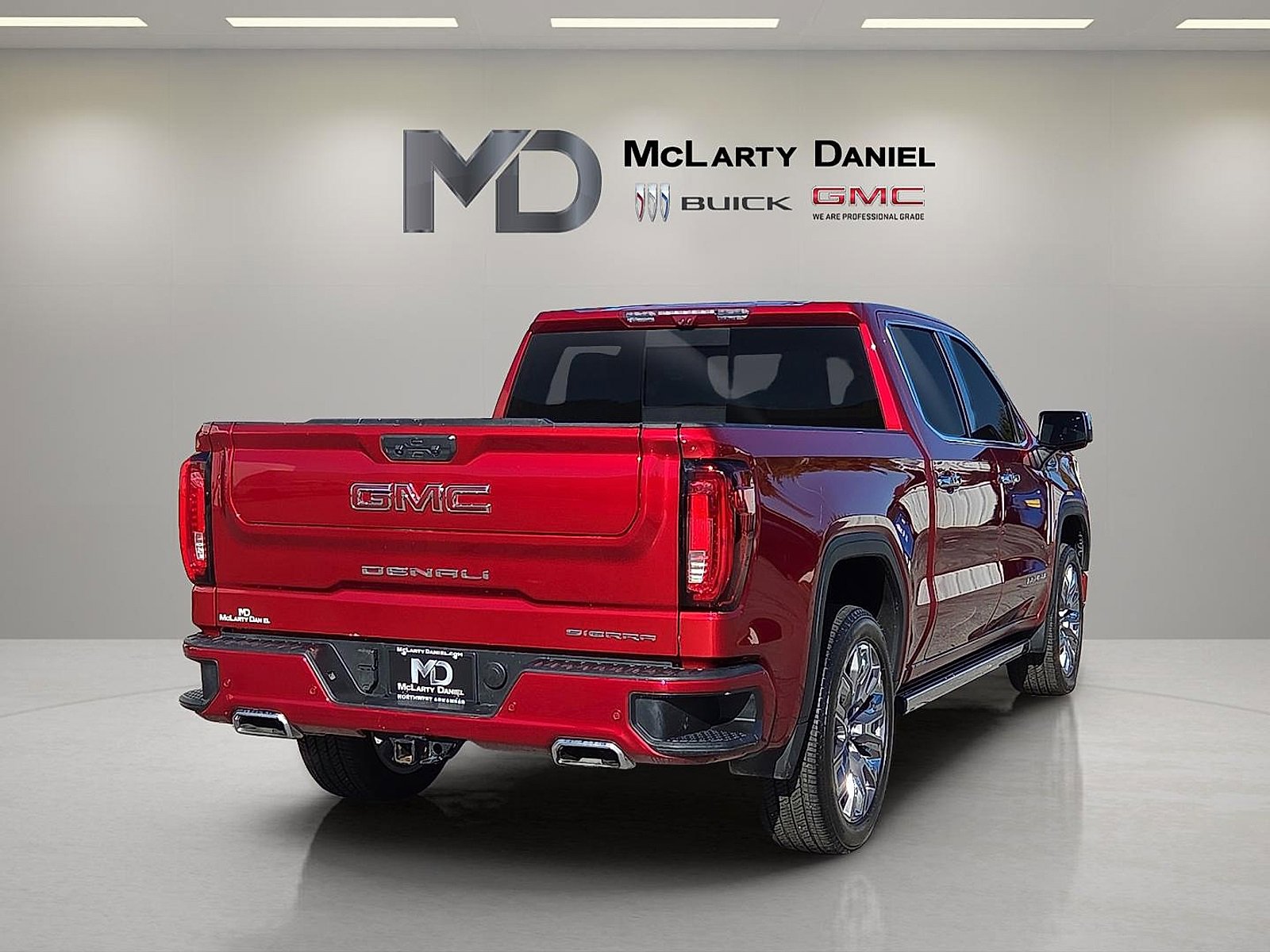Used 2024 GMC Sierra 1500 Denali w/ Denali Reserve Package image 5