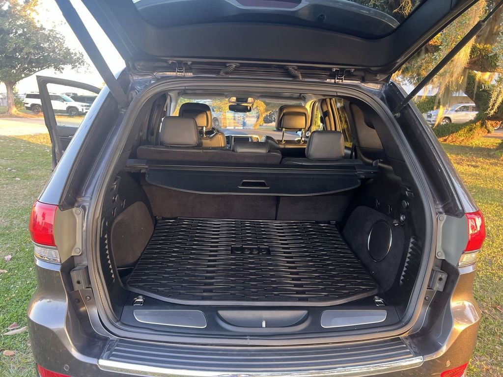 Used 2018 Jeep Grand Cherokee Summit image 20