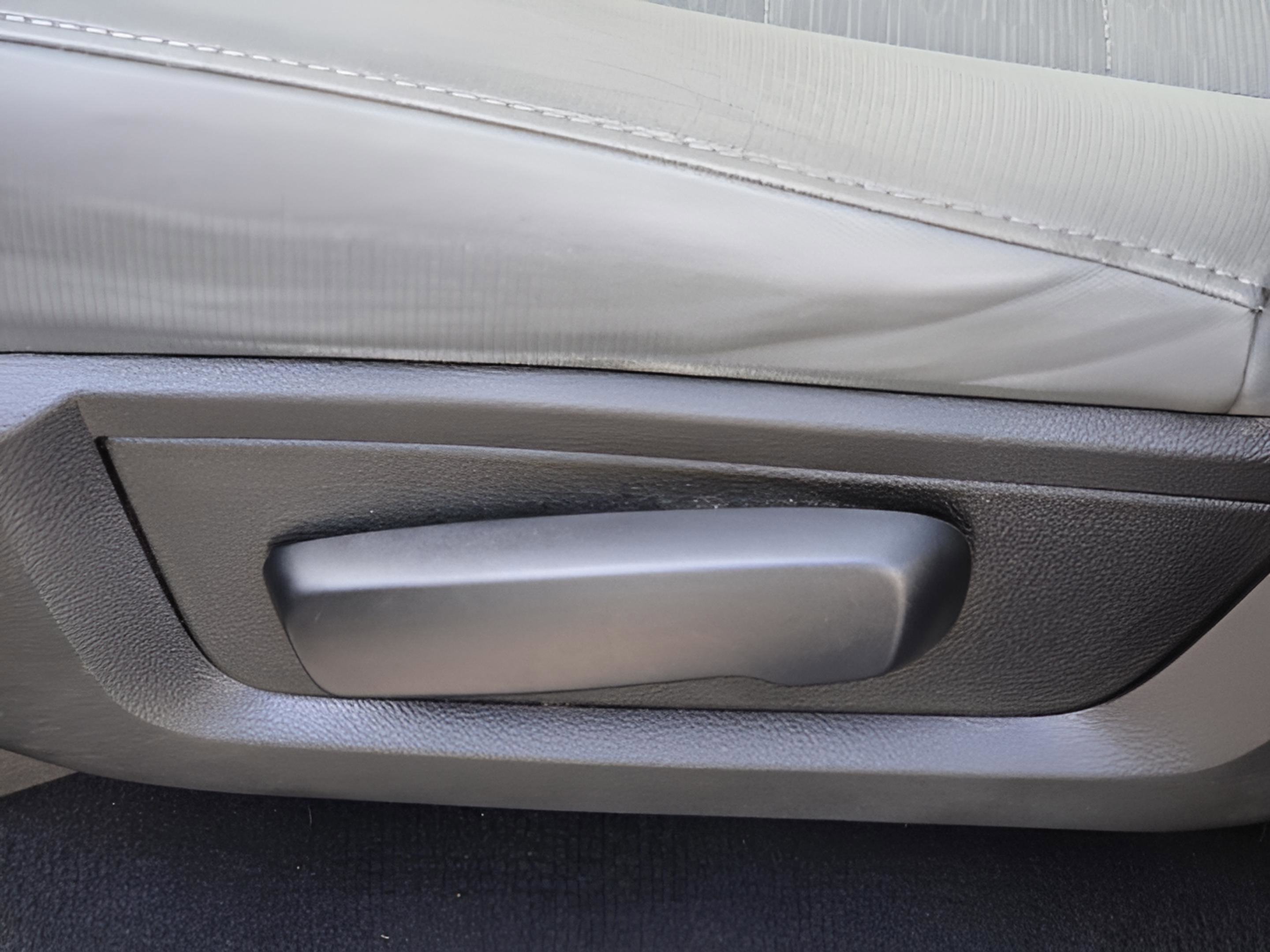 Used 2018 RAM 1500 Express image 15