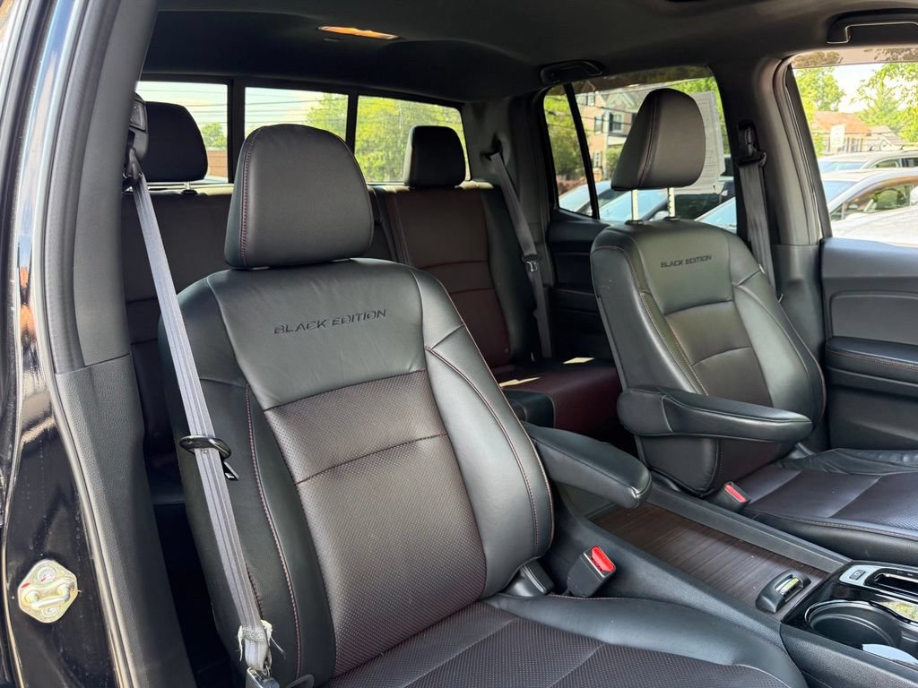 Used 2017 Honda Ridgeline Black Edition image 15