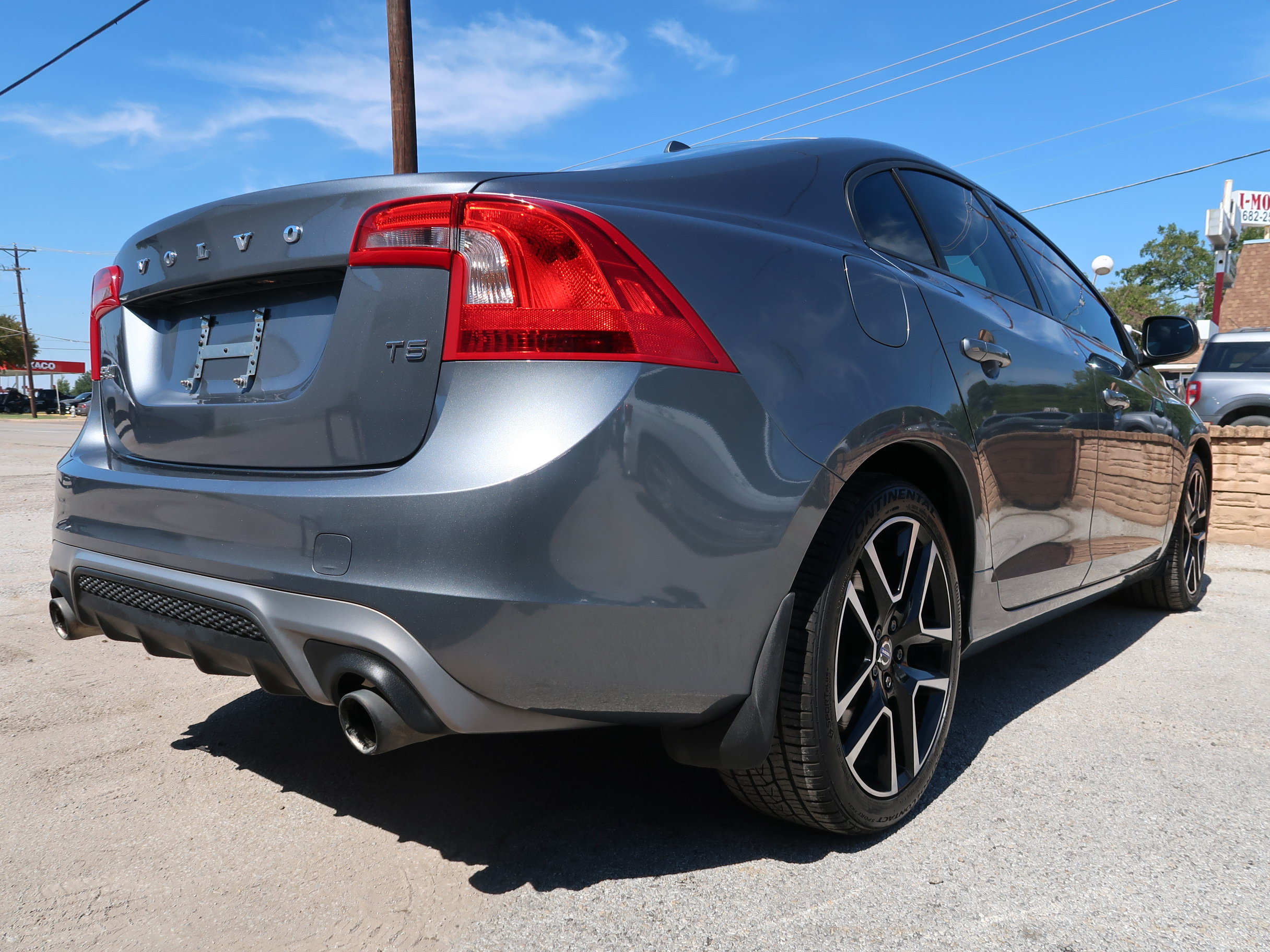 Used 2017 Volvo S60 T5 Dynamic FWD image 7