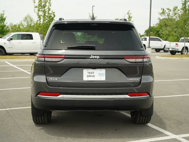 New 2026 Jeep Grand Cherokee Limited w/ Luxury Tech Group II AWD/4WD image 6