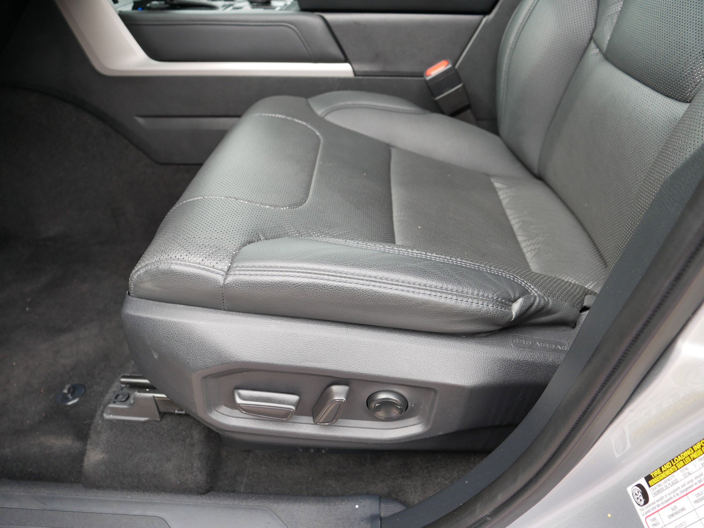 Used 2022 Toyota Tundra Limited image 20