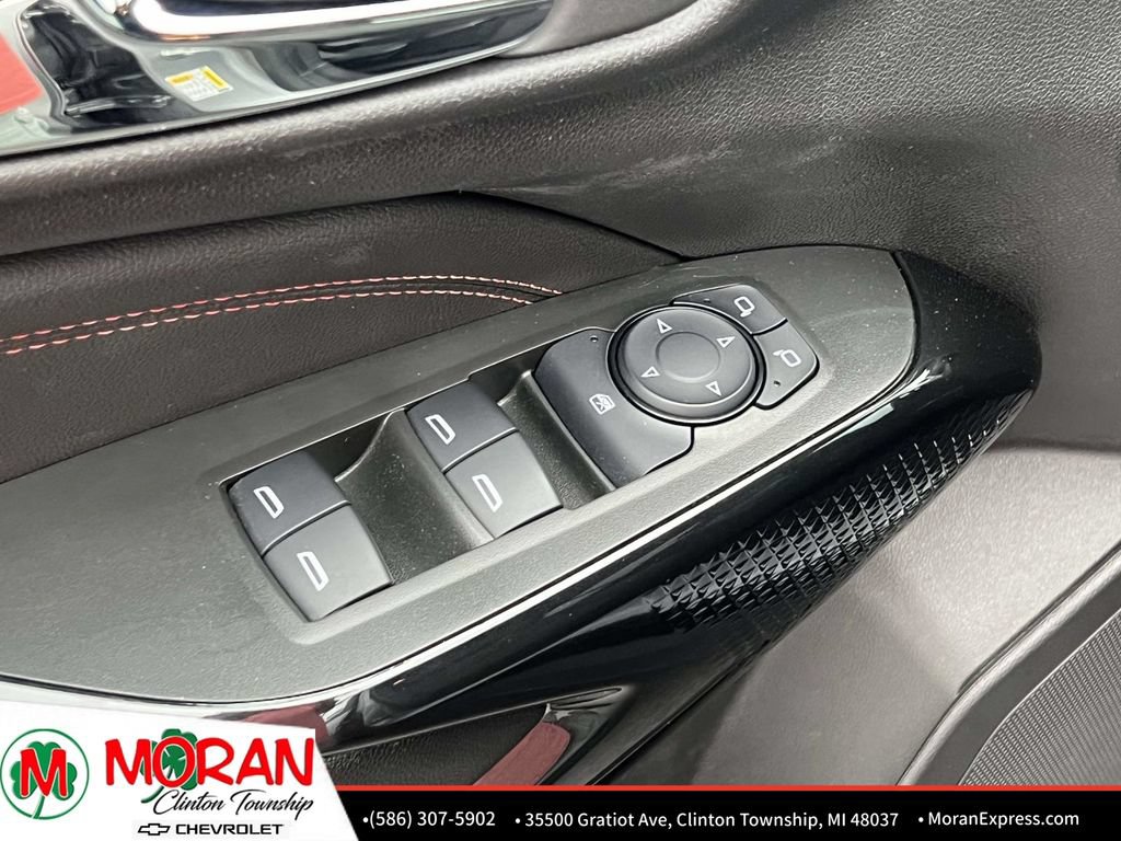 Certified 2025 Chevrolet Trax RS w/ Driver Confidence Package FWD image 14