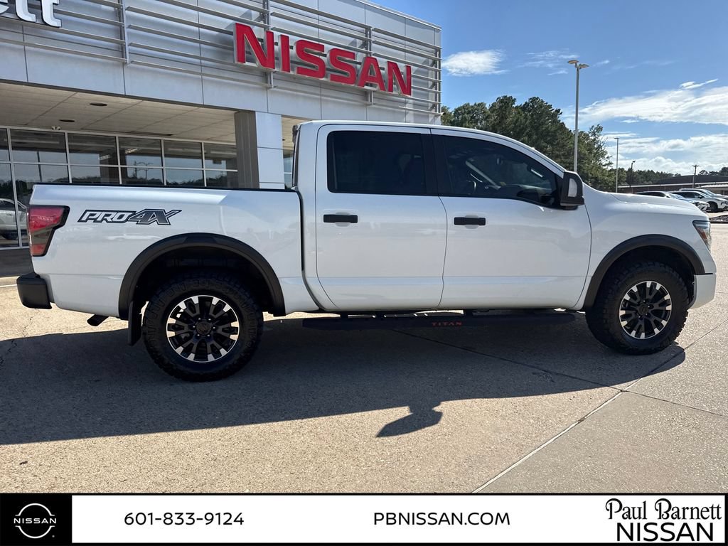 Used 2023 Nissan Titan PRO-4X w/ Pro-4x Convenience Package AWD/4WD image 4