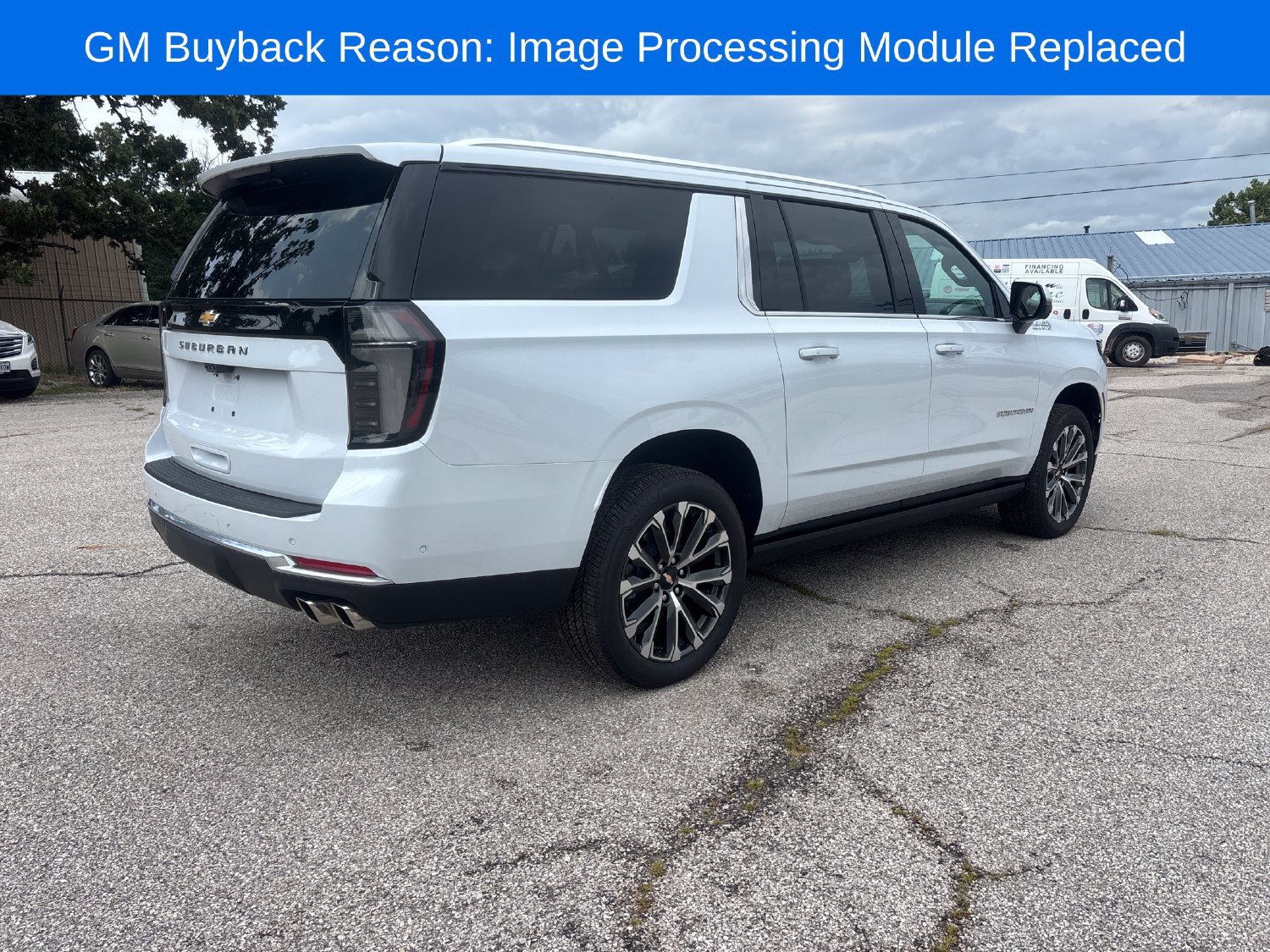 Used 2026 Chevrolet Suburban High Country AWD/4WD image 30
