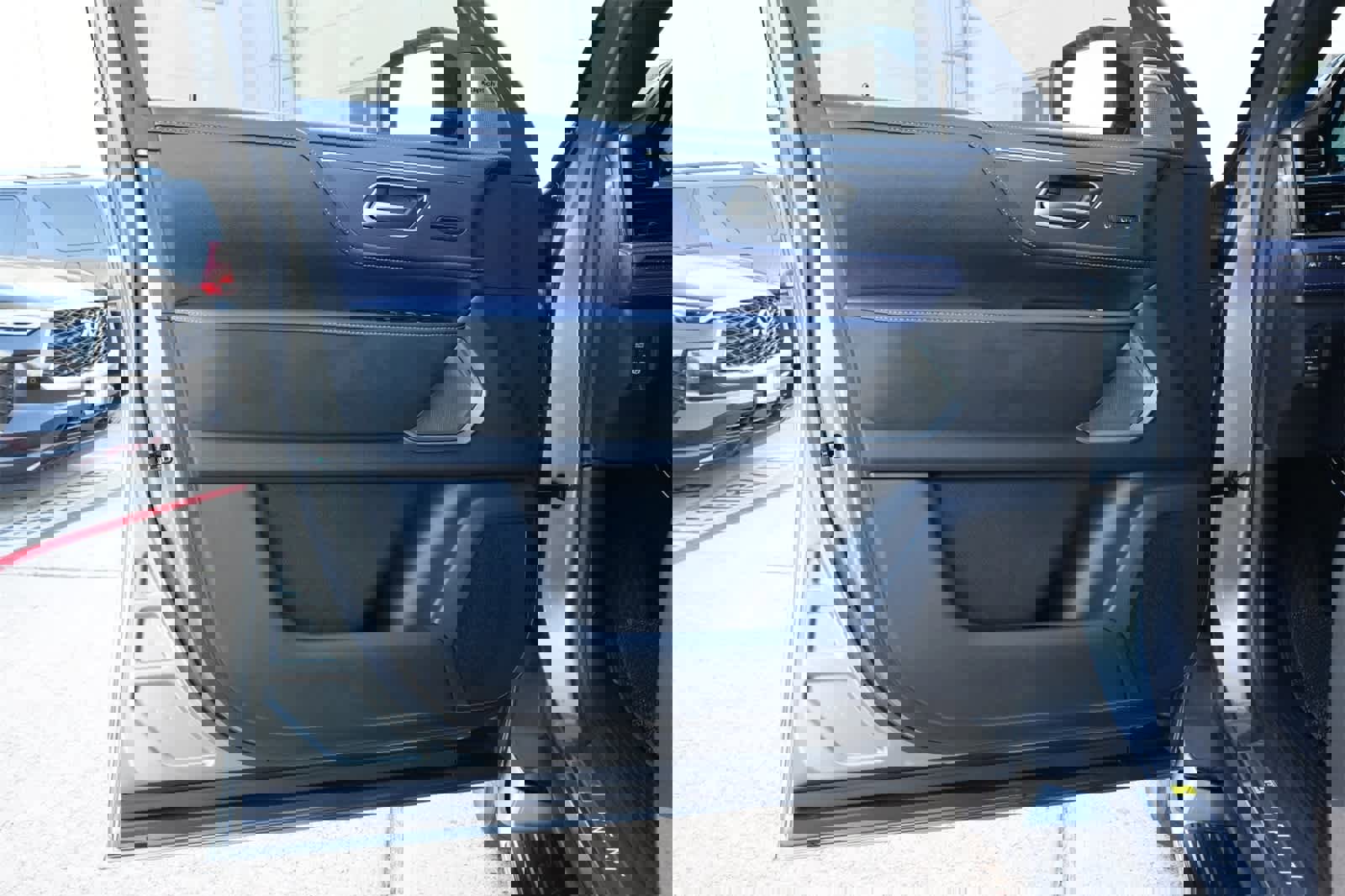 New 2026 INFINITI QX80 4WD image 18