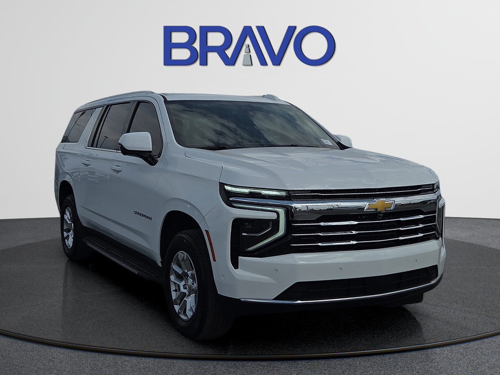 Used 2025 Chevrolet Suburban LT AWD/4WD image 6