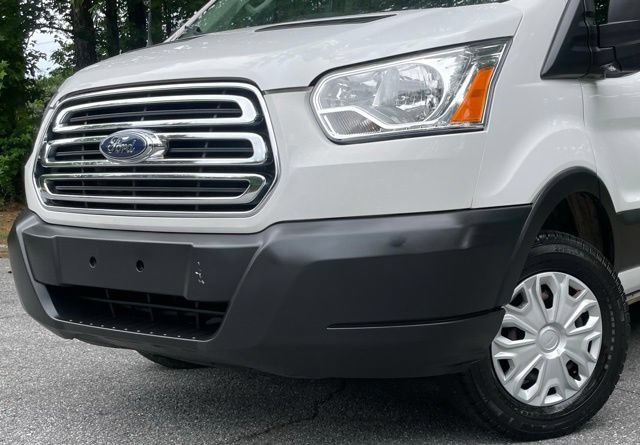Used 2019 Ford Transit 250 130 Low Roof w/ Exterior Upgrade Package RWD image 3