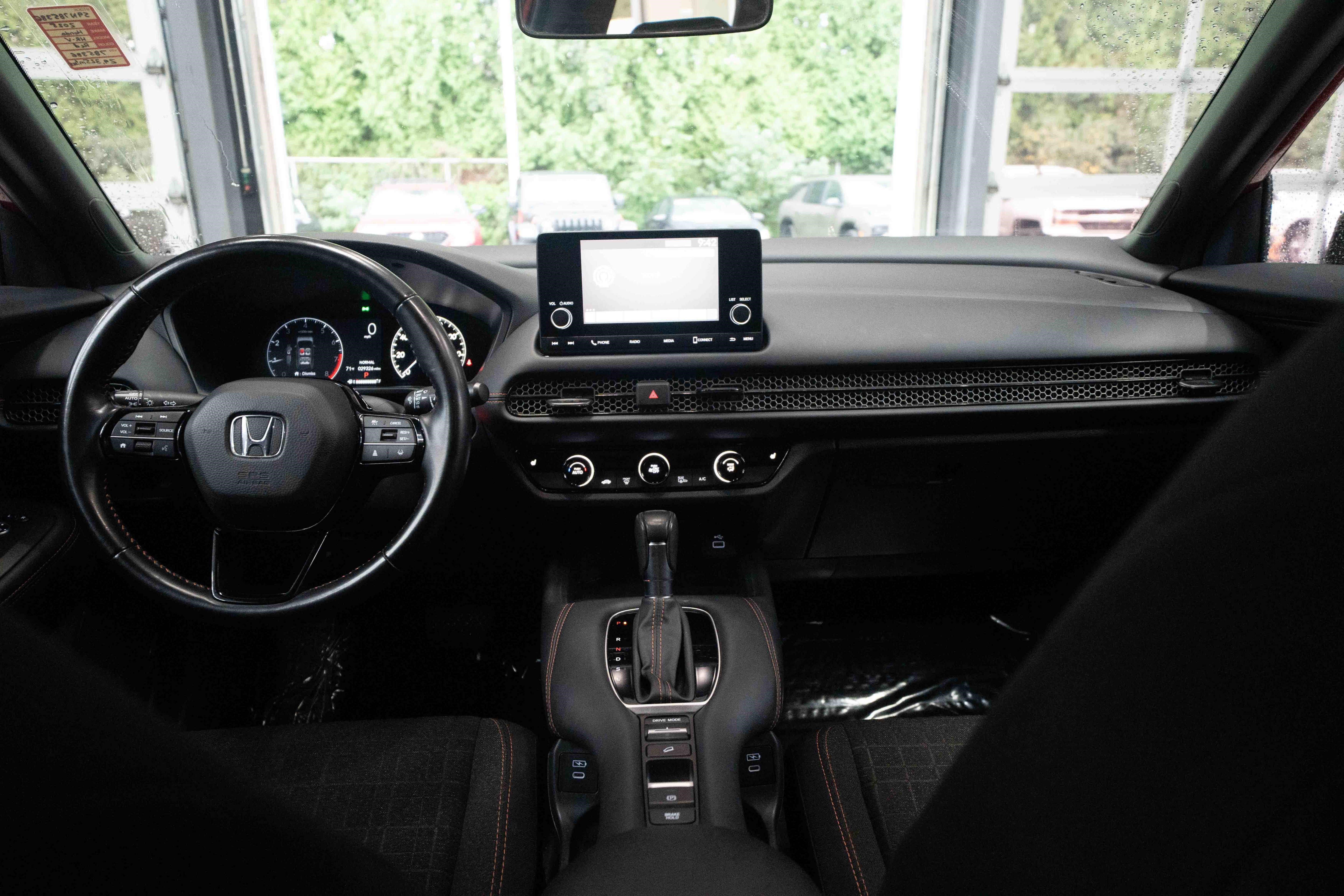 Used 2025 Honda HR-V Sport image 20