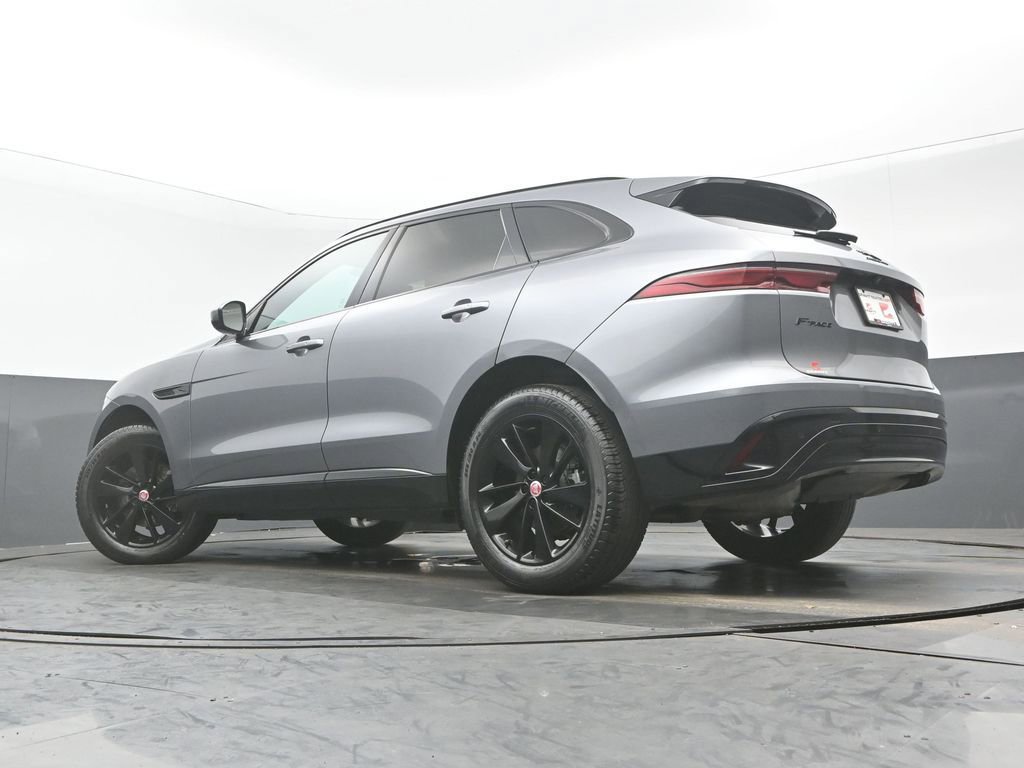 Used 2022 Jaguar F-PACE S image 30