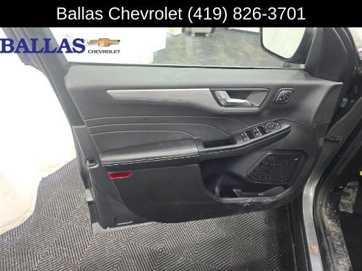 Used 2024 Ford Escape Platinum AWD/4WD image 9