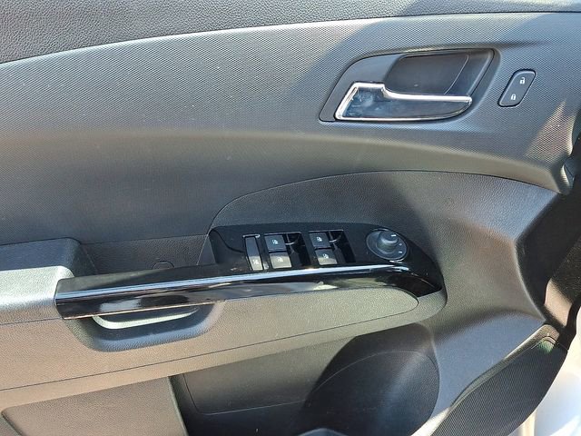 Used 2017 Chevrolet Sonic LT FWD image 12